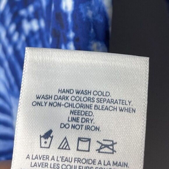 LANDS END Rash Guard Womens XS Swim Shirt NEW Blue Deep Sea Tie Dye Palm Tee - Picture 7 of 8